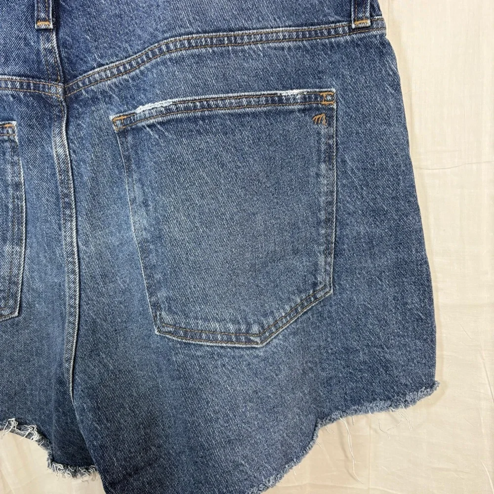 Madewell The Perfect Jean‎ Short Size 33 Medium Wash